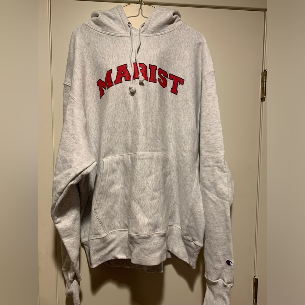 Marist hoodie Adult XL Grey Thick and Roomy